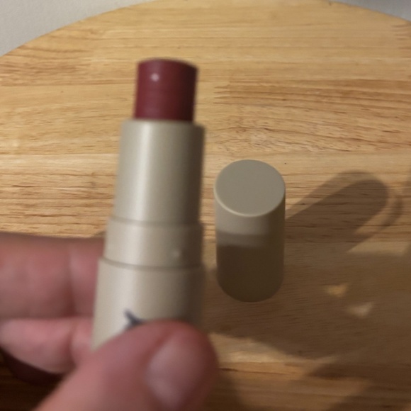 REFY Lip Blush in Wine, a deep red with a hint of purple (full size) NEW - Picture 3 of 5